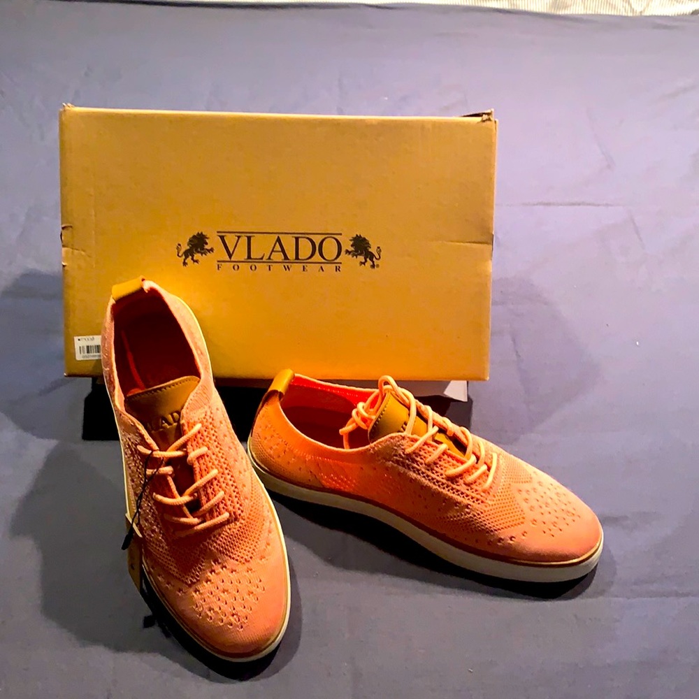 Woman’s footwear
